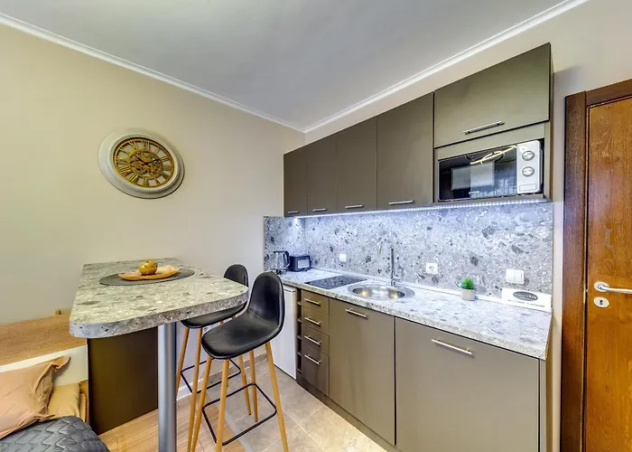 Aparthotel Dream View 4*