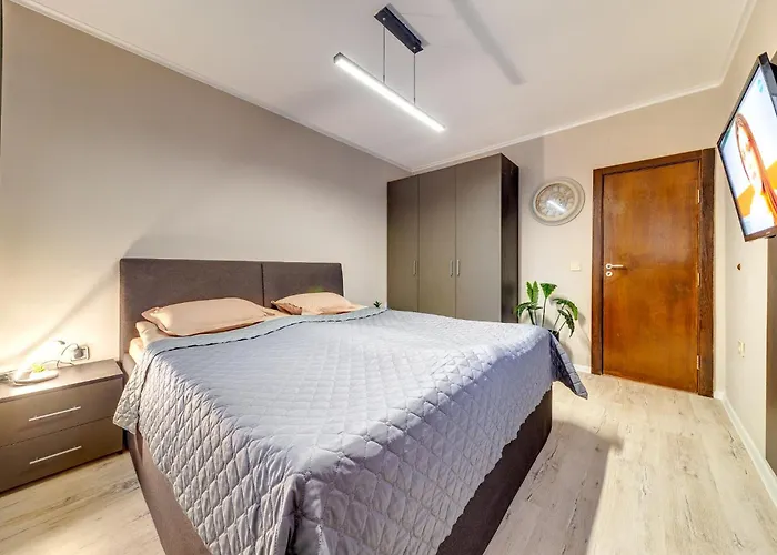 Dream View Aparthotel 4*